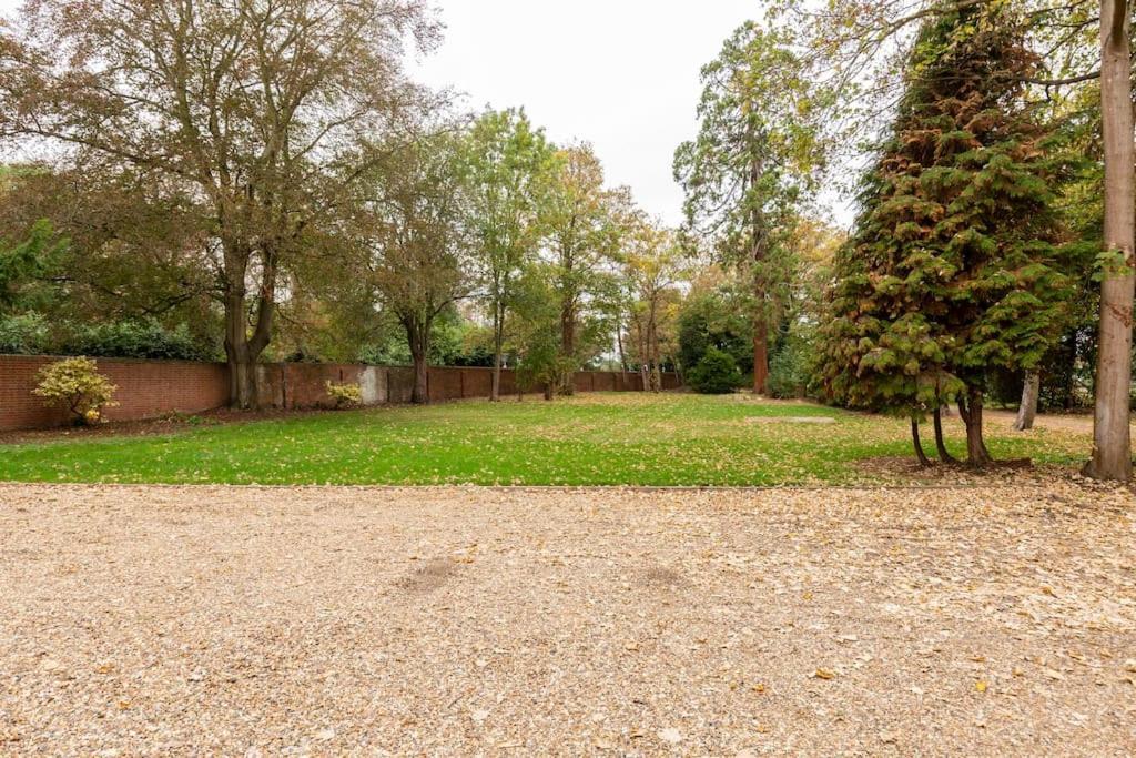 Dorney Windsor Legoland 5 Star Stay For Upto 14 Guests Dış mekan fotoğraf